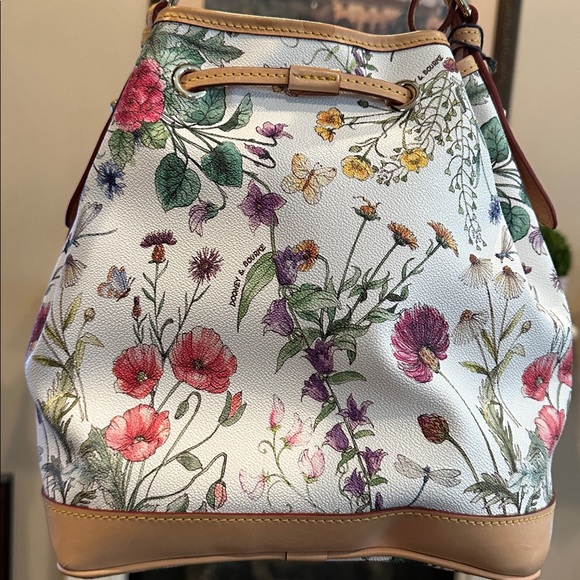 Floral Print Bucket Bag New with tags πβ₯οΈπ¦π¦πΎππππΈππΊ - Picture 6 of 17